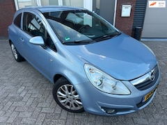 Opel Corsa - 1.4-16V Business / Airco / Cruise / NAP / LM