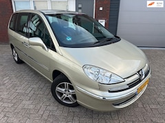 Peugeot 807 - 2.0 ST / Navi / Clima