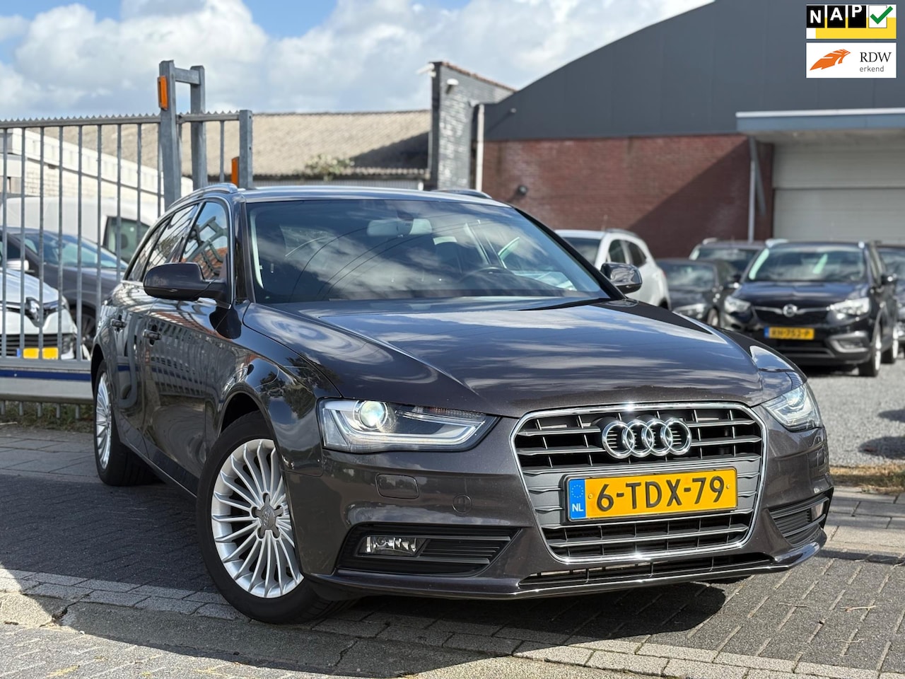 Audi A4 Avant - 1.8 TFSI Business Edition | Dealer onderhouden | Xenon | AFN. Trekhaak | - AutoWereld.nl