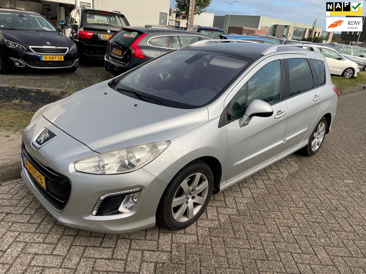 Peugeot 308 SW - 1.6 VTi Blue Lease Executive 1.6 VTi Blue Lease Executive - AutoWereld.nl