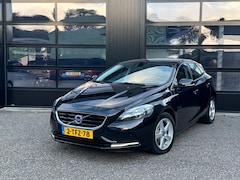 Volvo V40 - 1.6 T4 Momentum Aut. Led Navi Cruise PDC