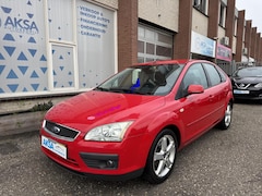 Ford Focus - 1.6-16V Futura Automaat Cruisecontrol Airco