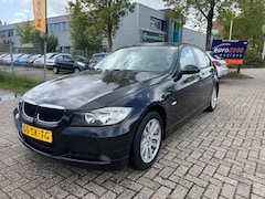 BMW 3-serie - 318i High Executive - Automaat - Leder