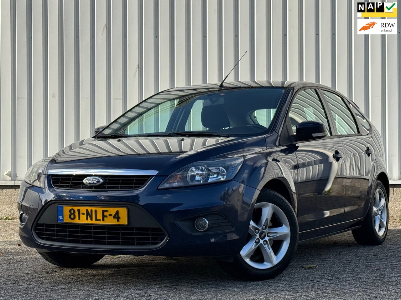 Ford Focus - 1.6 Comfort 1e Eigenaar,Airco,Cruise,AUX,ElektrischeRamen,LMV,N.A.P! - AutoWereld.nl