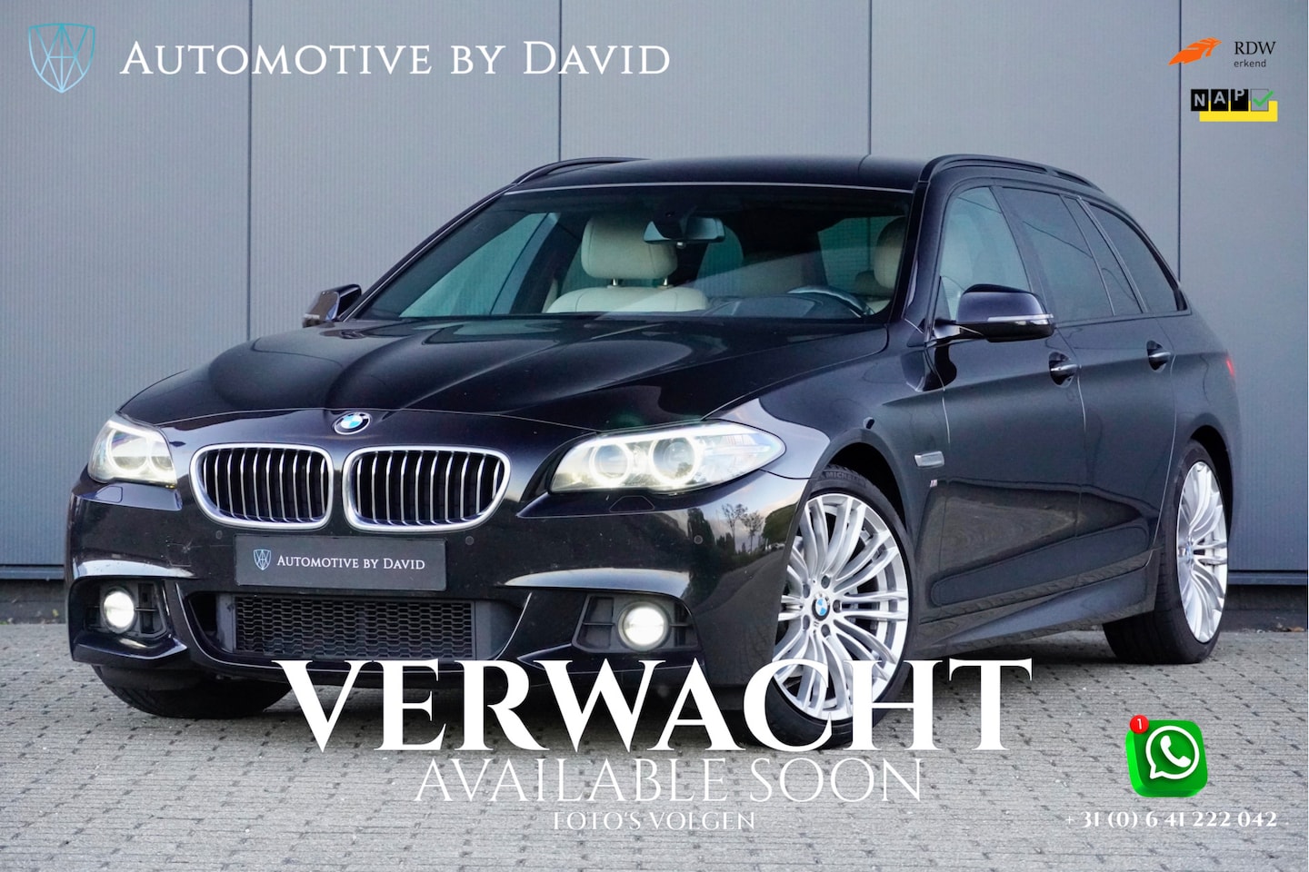 BMW 5-serie Touring - 520i M SPORT HIGH EXECUTIVE AUTOMAAT / TREKHAAK ELEK. / HARMAN KARDON / 19 INCH LMV M SPOR - AutoWereld.nl