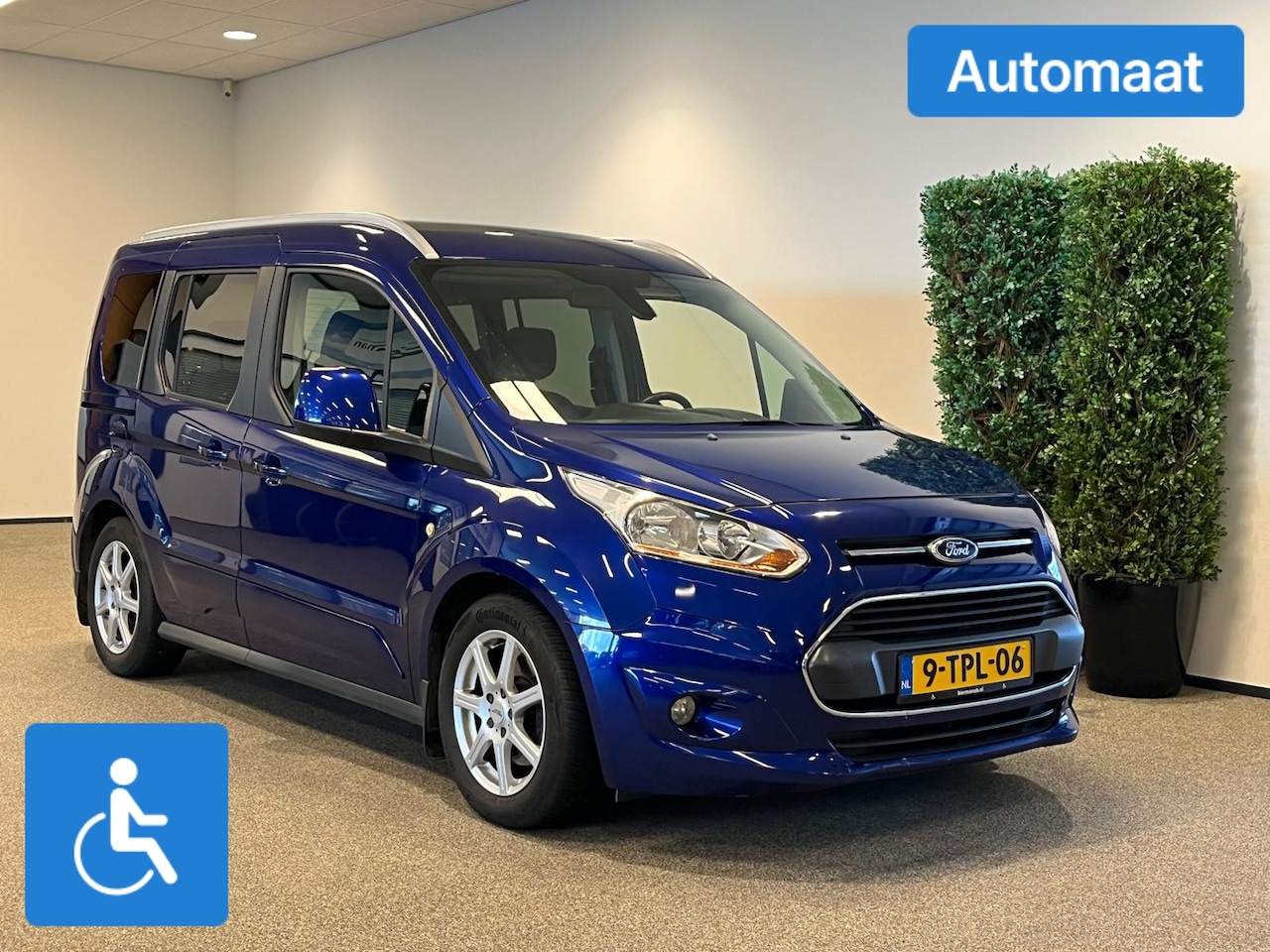 Ford Tourneo Connect - L1 Rolstoelauto Automaat + Luchtvering - AutoWereld.nl