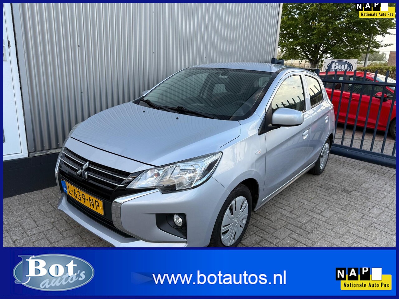 MITSUBISHI SPACE STAR