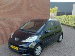 Peugeot 107 - 1.0-12V XS