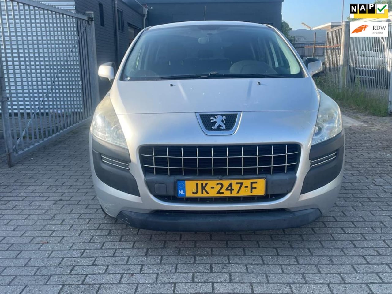 Peugeot 3008 - 1.6 VTi SR-Airco-APK-Trekhaak - AutoWereld.nl