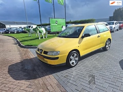 SEAT Ibiza - 1.6 Stella / Goede auto / APK september 2026