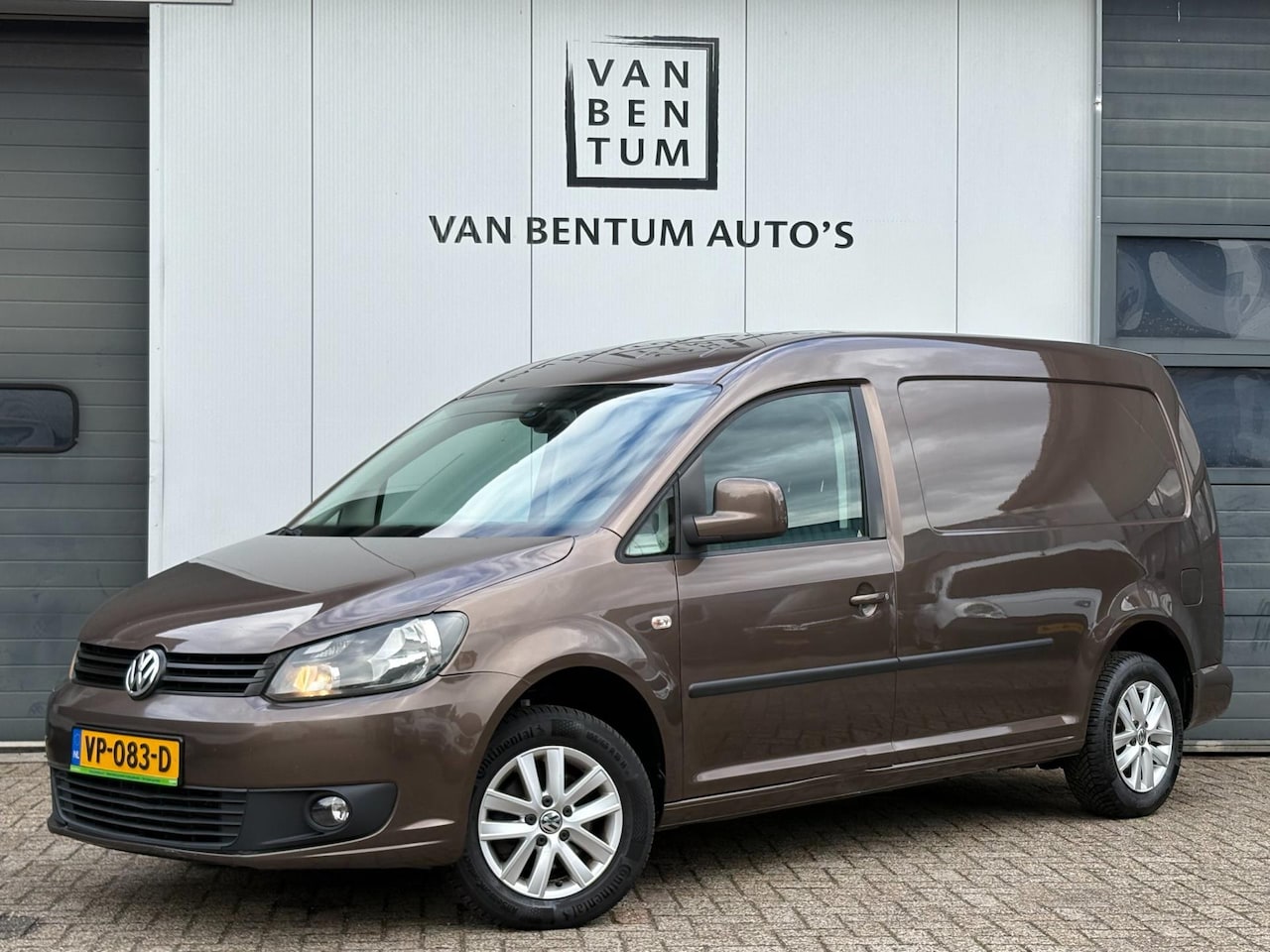 Volkswagen Caddy Maxi - 1.6TDI 102pk Autom. L2 Navi Airco Cruise - AutoWereld.nl