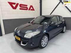 Renault Mégane - 1.4 TCE Celsium, Navi, Cruise, Trekhaak, 131PK + aflevering