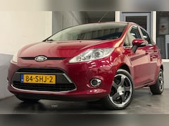 Ford Fiesta - 1.25 Titanium|NAP|NweAPK|Airco|5Deurs|LMV|