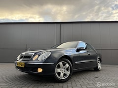 Mercedes-Benz E-klasse - 200 K. Elegance Automaat | ACC | Navi | PDC V+A | NL Auto | Trekhaak | Prachtauto