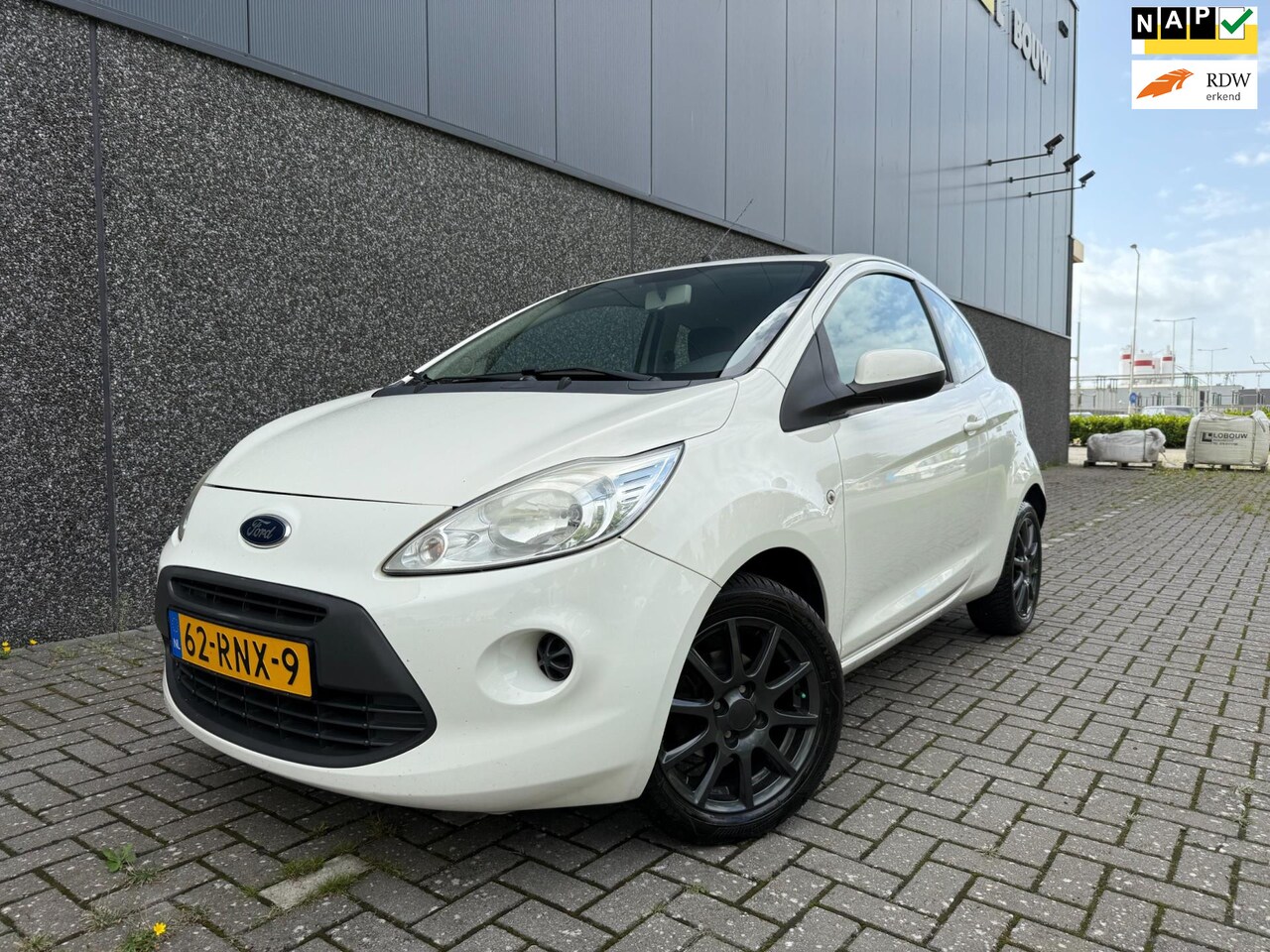 Ford Ka - 1.2 Cool & Sound start/stop/4 nieuwe banden! APK 07-26 - AutoWereld.nl