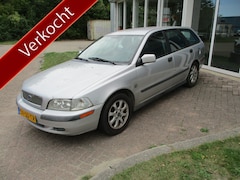 Volvo V40 - 2.0 T Dynamic APK augustus 2026