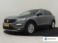 Volkswagen T-Roc - 1.0 TSI Style Business 116pk | Apple Carplay Android Auto | Cruise control adaptief | Navi