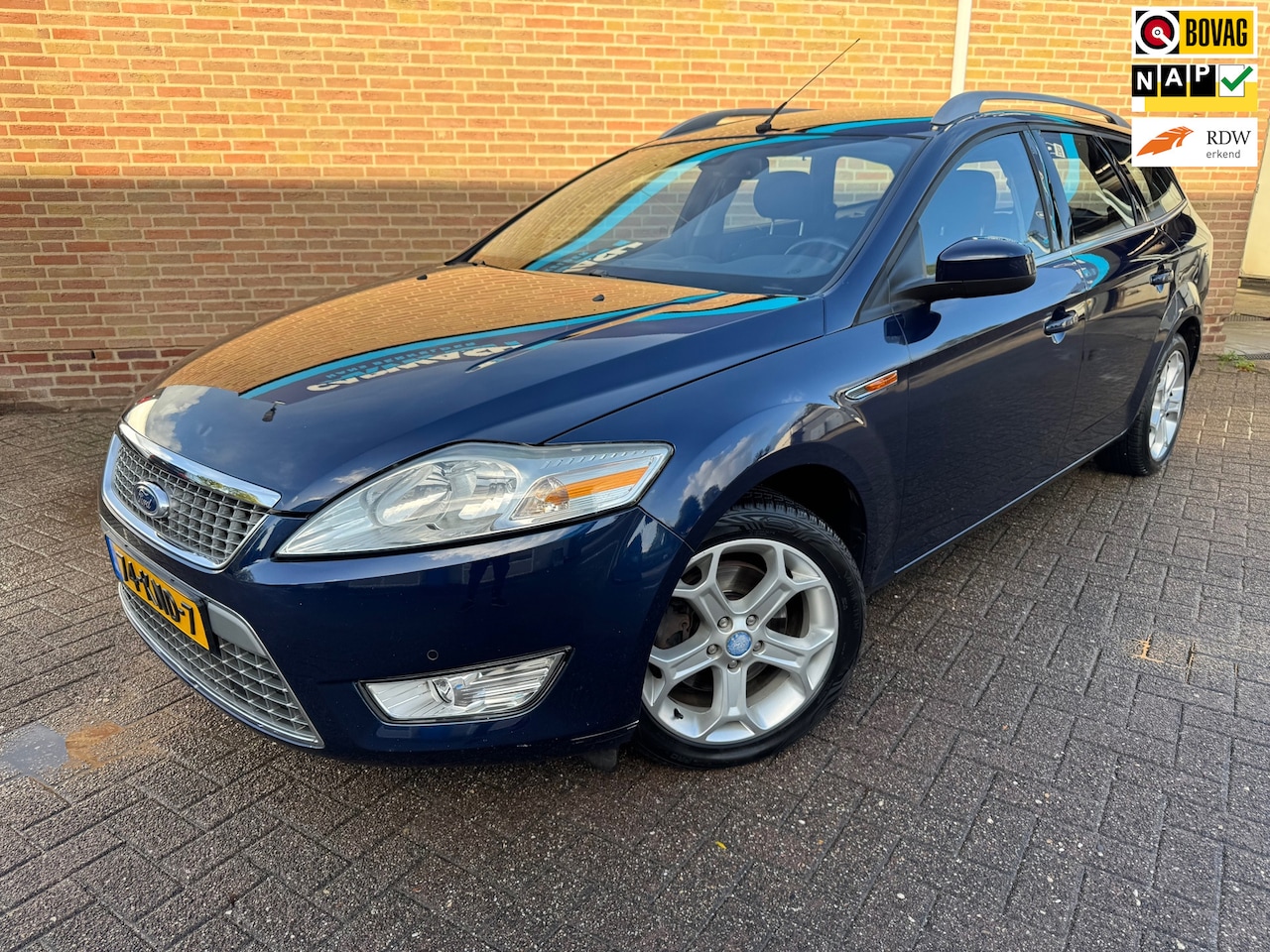 Ford Mondeo Wagon - 2.0-16V Limited 2.0-16V Limited - AutoWereld.nl