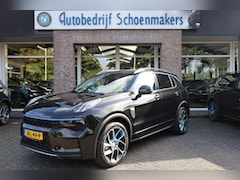 Lynk & Co 01 - 1.5 261PK 6.6Kwh LADEN 360-CAMERA PANO/SCHUIF INFINITY DAB NAVI CARPLAY STOELVERWARMING EL
