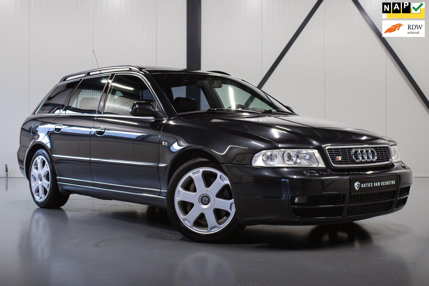 Audi A4 Avant - 2.7 V6 Bi-Turbo Quattro S4 | AVUS | ORIGINAL! | FULLY DOCUMENTATED - AutoWereld.nl