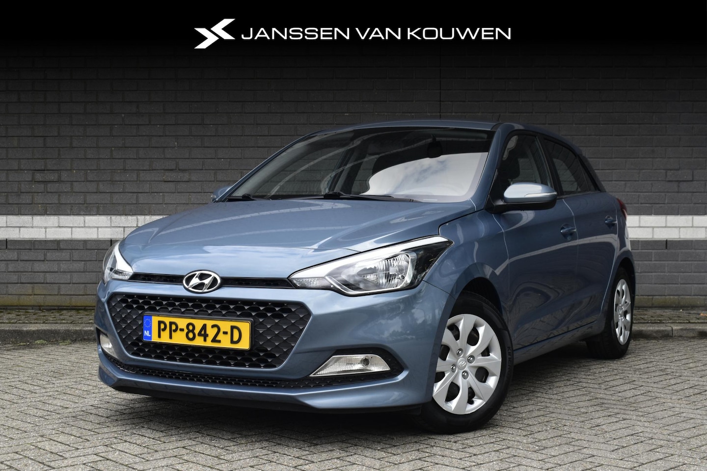 Hyundai i20 - 1.2 LP i-Drive Cool / Airco / Trekhaak - AutoWereld.nl