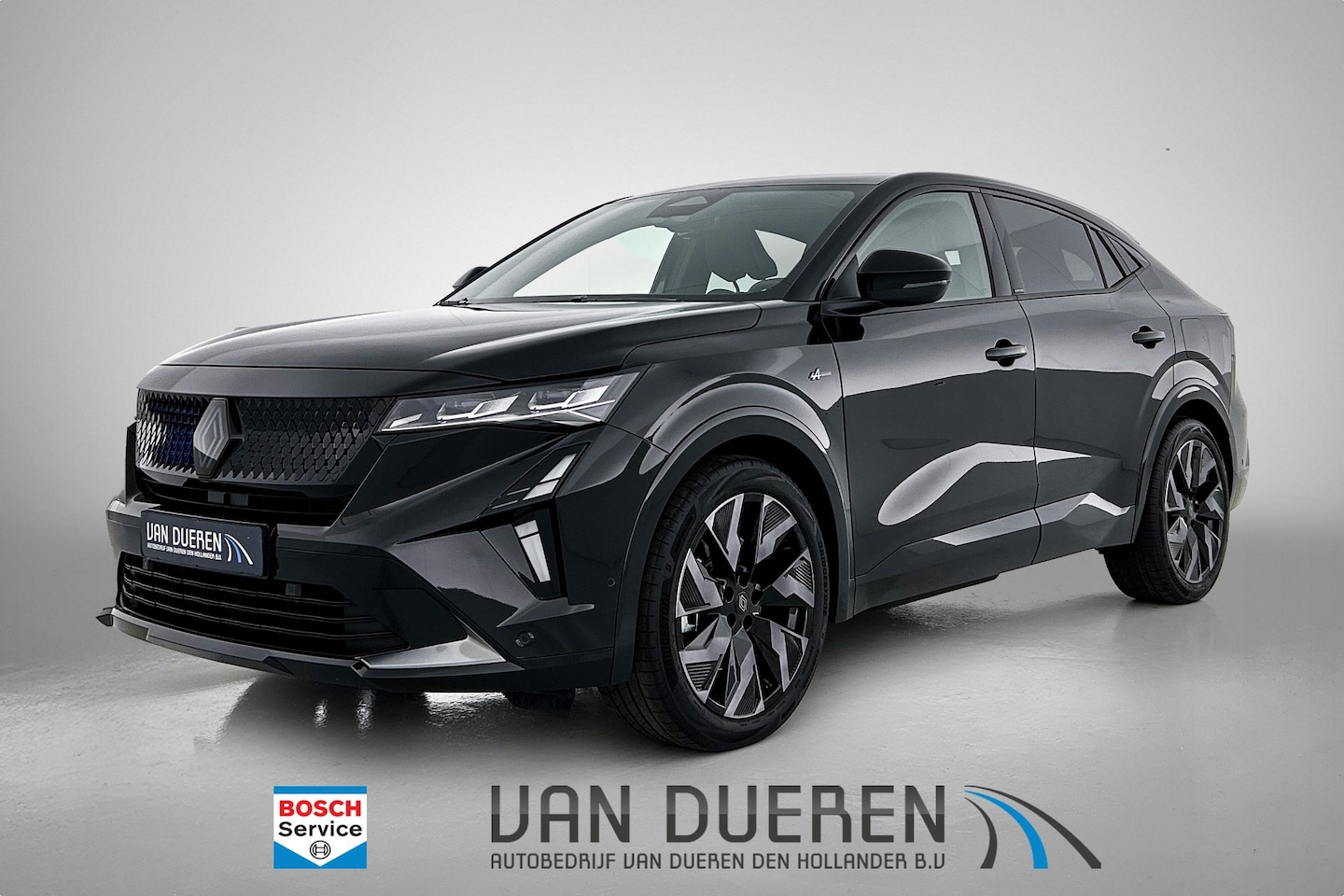 Renault Rafale - 1.2 E-Tech 4x4 plug-in hybrid 300 esprit Alpine Pano, 4 Control - AutoWereld.nl