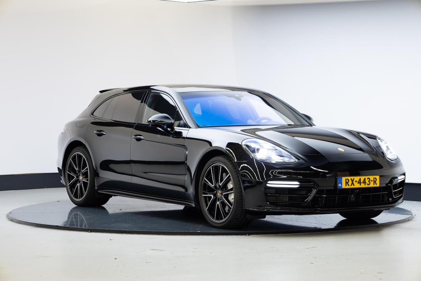 Porsche Panamera Sport Turismo - 2.9 4 E-Hybrid | Sport Design | Sport Chrono | Panoramadak | 360 Camera | - AutoWereld.nl