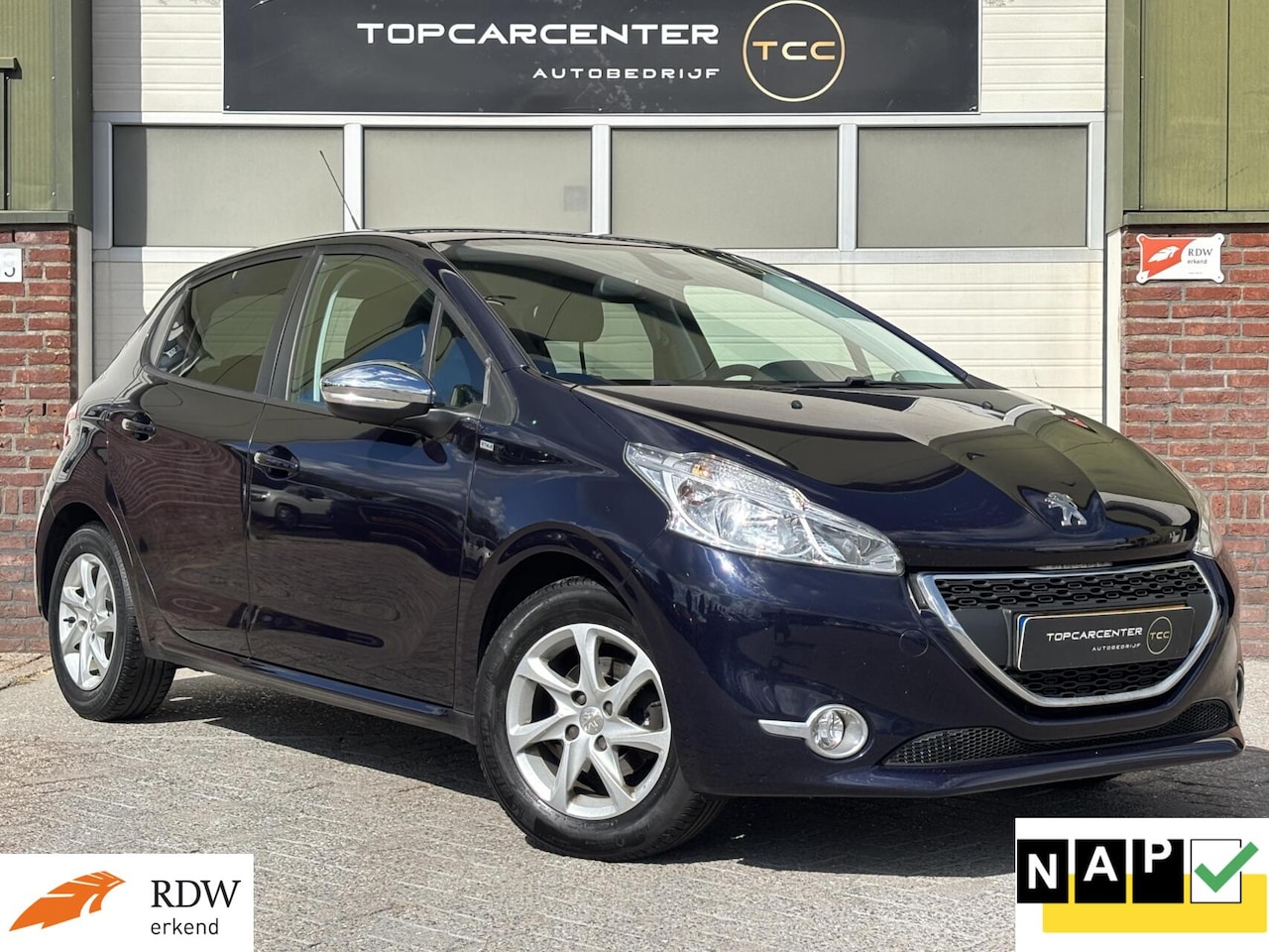 Peugeot 208 - 1.2 Style Pack Plus/PARKS/NAVI/CRUISE/APK/NAP - AutoWereld.nl