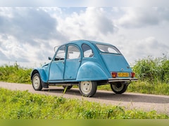 Citroën 2 CV - 6 Special