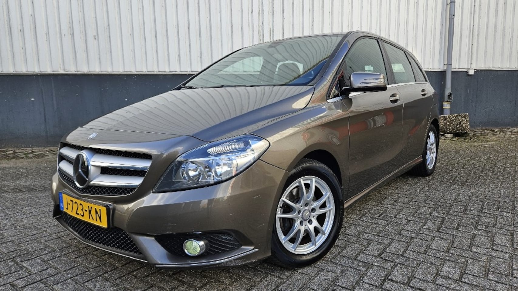 Mercedes-Benz B-klasse - 180 180 - AutoWereld.nl