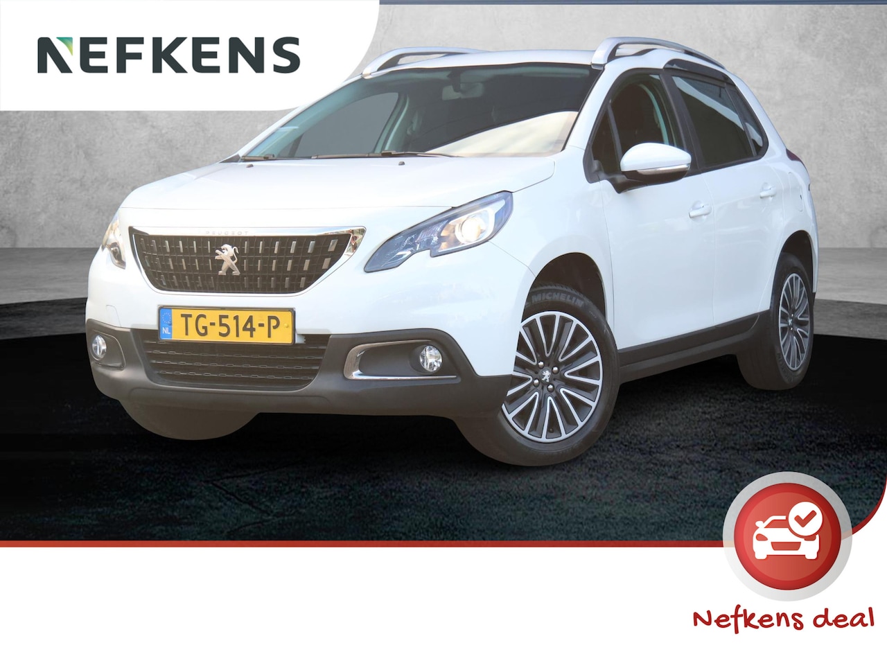 Peugeot 2008 - 1.2 PureTech Blue Lion Lage KM! | Parelmoer | Parkeersensoren Achter | Navigatie | Elektri - AutoWereld.nl