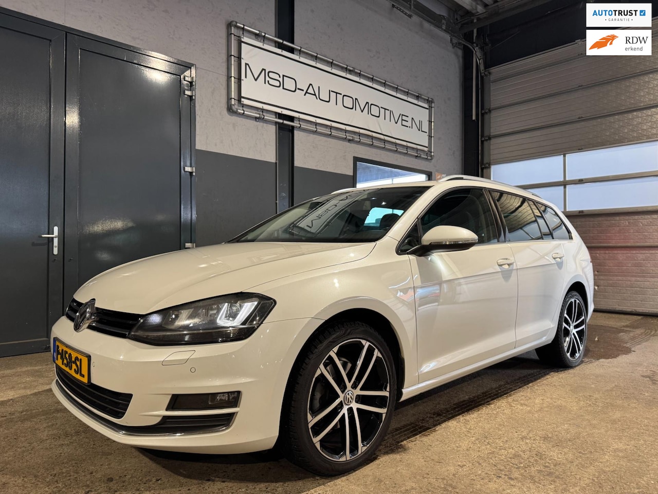 Volkswagen Golf Variant - 1.4 TSI Highline|Panoramadak|150pk|LED|Metallic Wit | - AutoWereld.nl