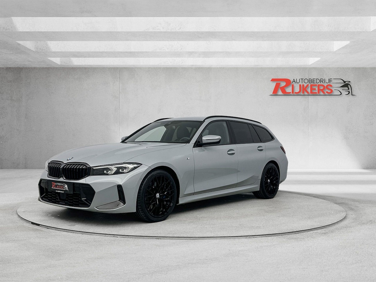 BMW 3-serie Touring - 330i M-sport touring Aut Acc,Apple carpl,Climate Contr,Camera A,Lane assist,Stoel verw,ele - AutoWereld.nl