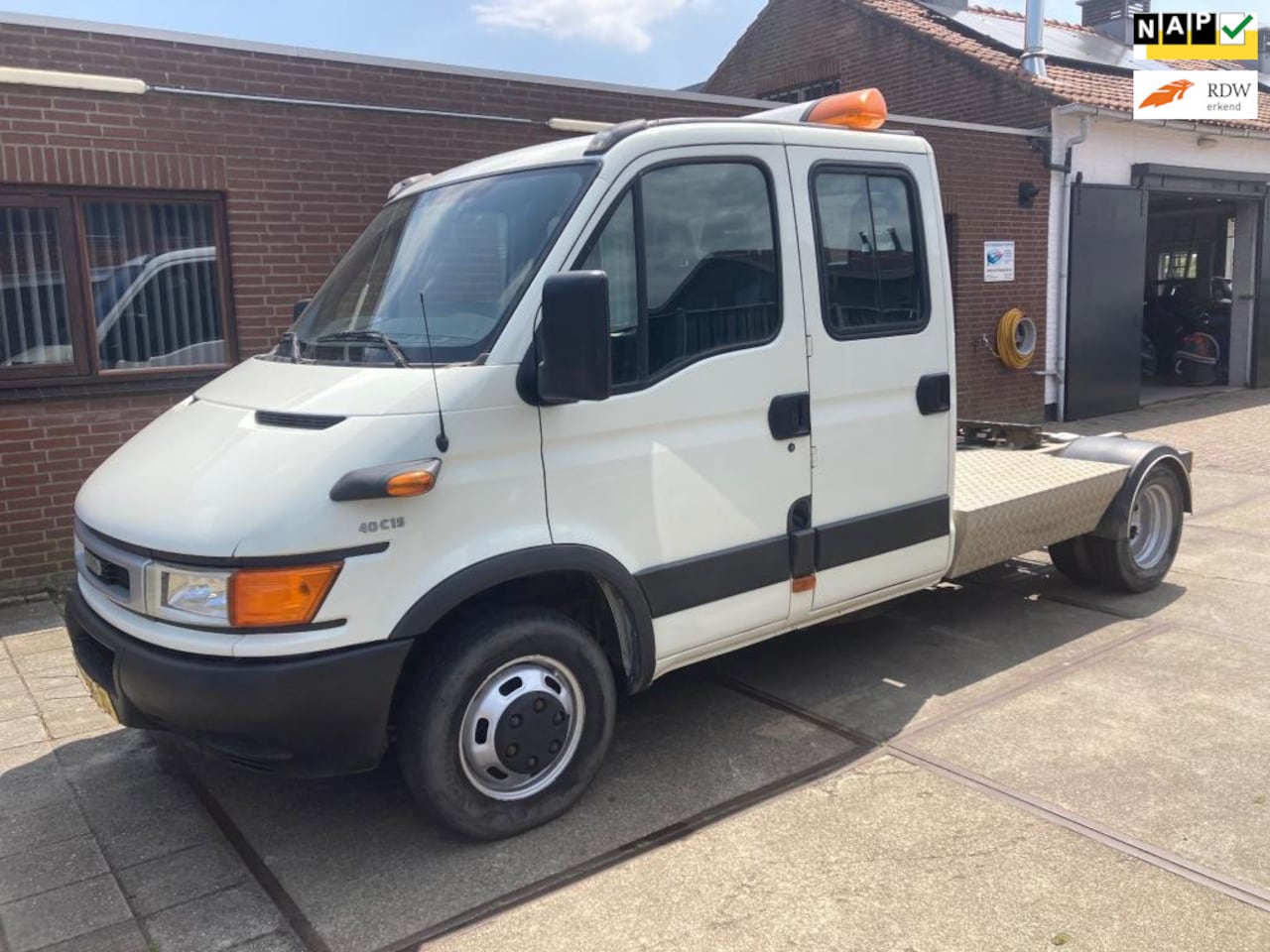 Iveco Daily - 40C15 375 | 147.296 KM + NAP | dubbele cabine | Nieuwe Distributieriem - AutoWereld.nl