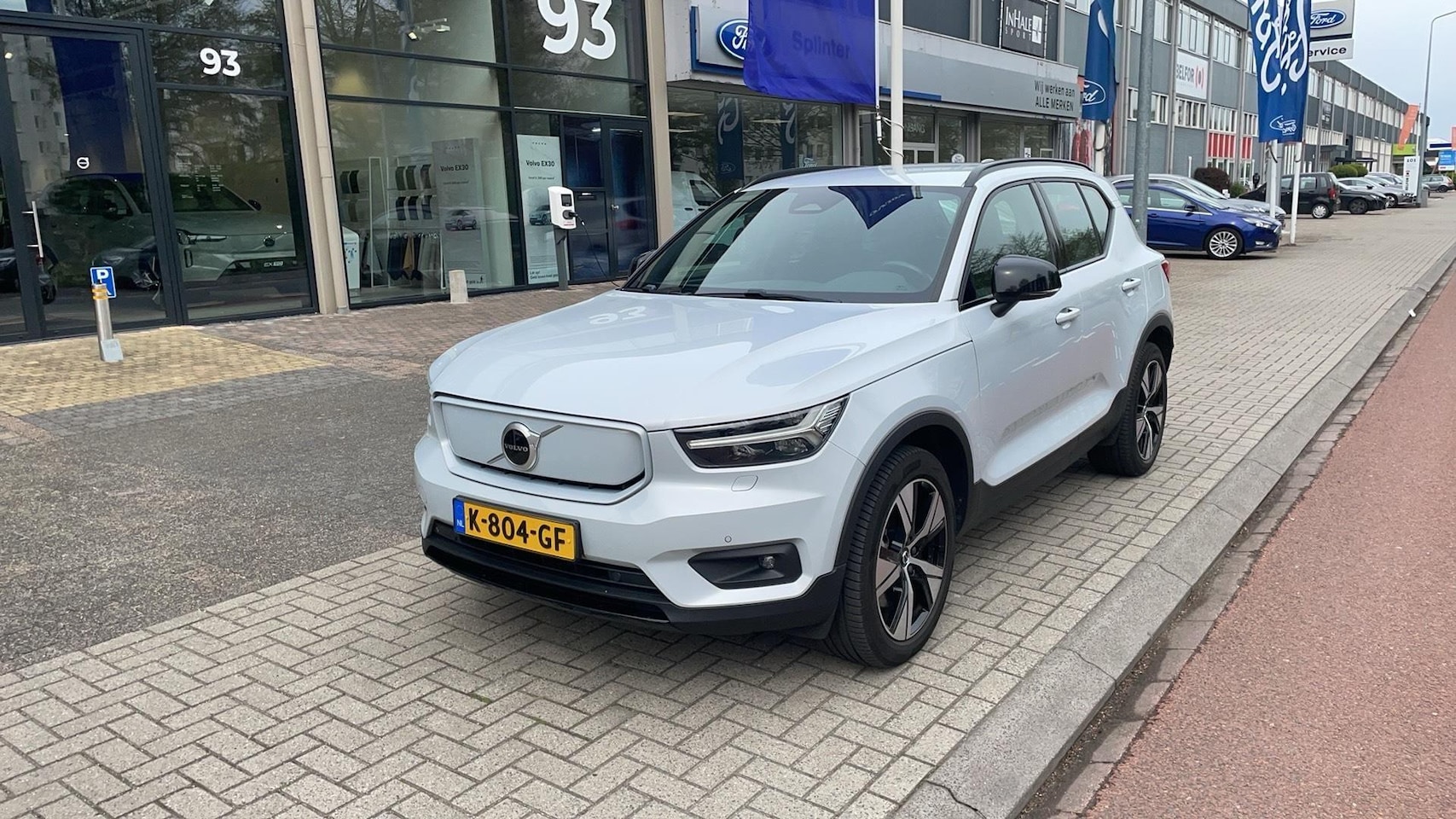 Volvo XC40 - Recharge P8 AWD R-Design Recharge P8 AWD R-Design 408pk - AutoWereld.nl