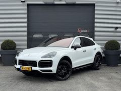Porsche Cayenne Coupé - 3.0 E-Hybrid Sport Chrono | 360* Camera | 22 Inch Lichtmetalen Velgen | Carbon | Elektrisc