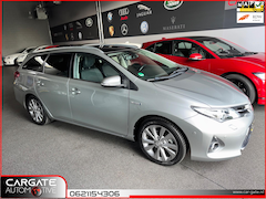 Toyota Auris Touring Sports - 1.8 Hybrid Executive |Pano|Stoelver|Autopark|Xenon|Apk|Nap