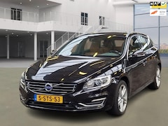 Volvo V60 - 2.4 D6 AWD Plug-In Hybrid Summum