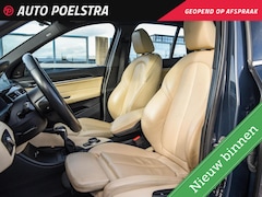BMW X1 - xDrive20i Centennial High Executive Panoramadak HUD Keyless Harman Kardon Camera LED Leder