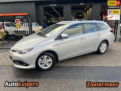 Toyota Auris - 1.8 Hybrid Business Plus