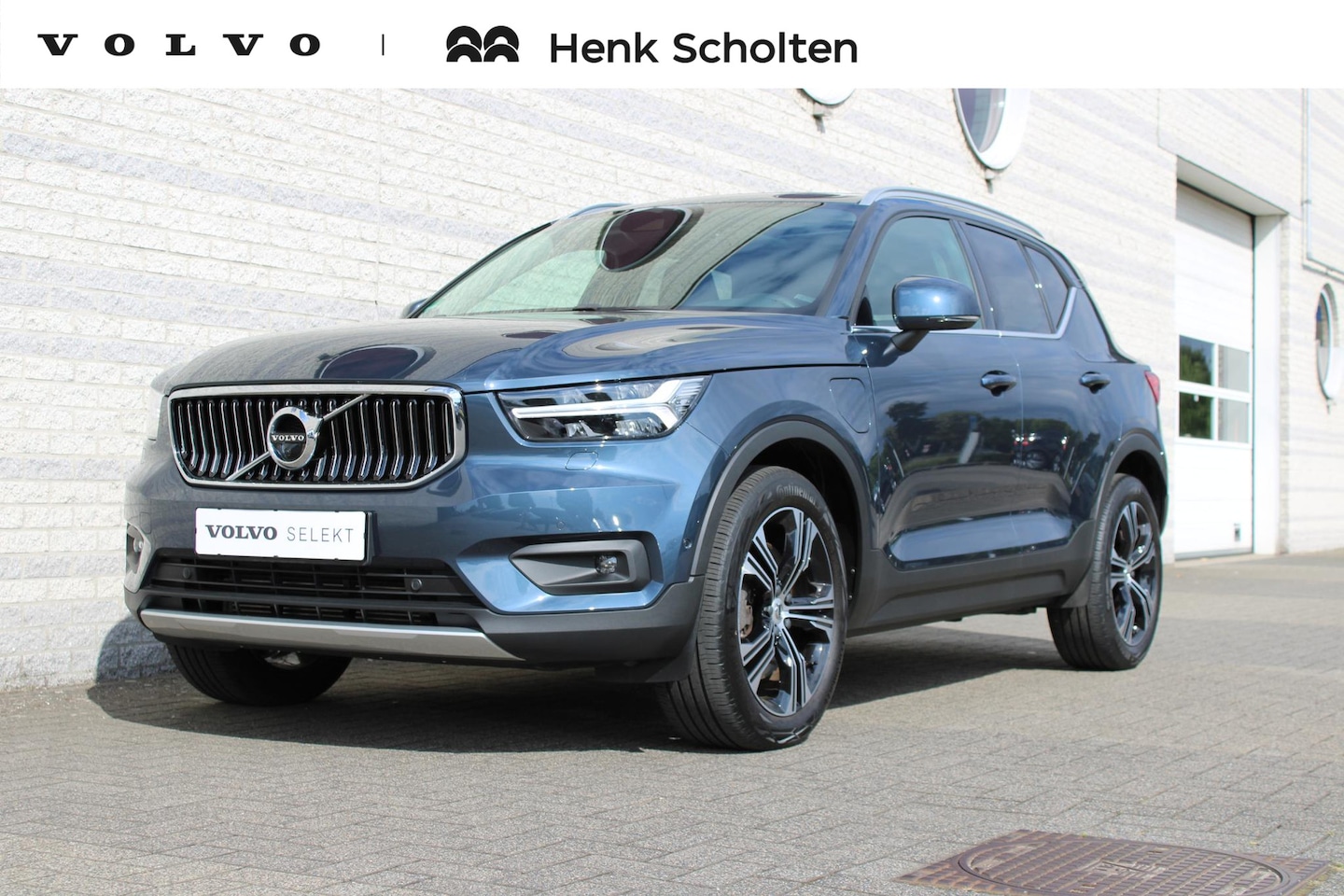 Volvo XC40 - 1.5 T4 Recharge Inscription | Panoramadak | Visual Park Assist | Getinte ramen | 19 Inch | - AutoWereld.nl