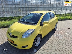 Toyota Yaris - 1.3 VVTi Dynamic