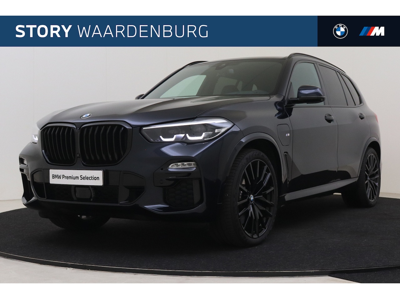 BMW X5 - xDrive45e High Executive M Sport Automaat / Sportstoelen / Adaptive Air Suspension / LED / - AutoWereld.nl
