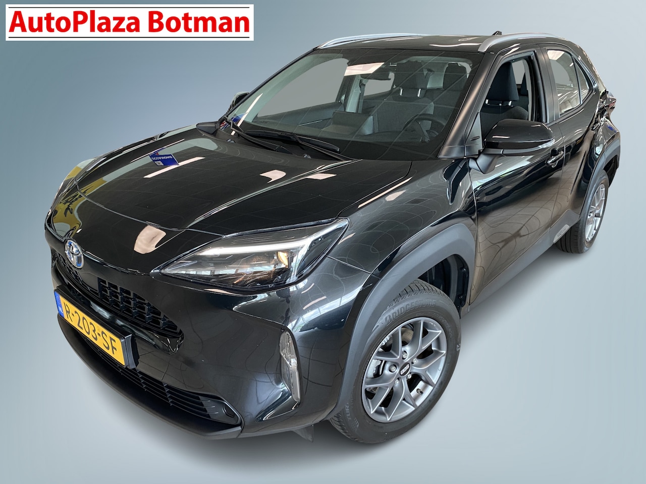 Toyota Yaris Cross - 1.5 Hybrid Business 1.5 Hybrid Business - AutoWereld.nl