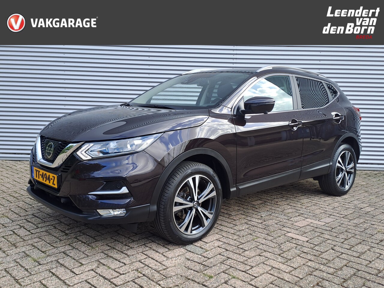 Nissan Qashqai - 1.6 N-Connecta Navi | Panorama Dak | Camera 360 | Cruise | Trekhaak - AutoWereld.nl