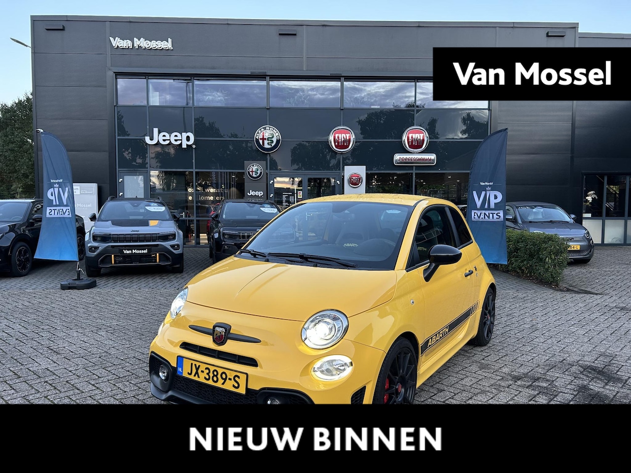 Fiat 500 Abarth - 1.4 T-Jet Competizione 180pk | Navigatie | Parkeersensoren | Climate Controle | LMV 17"| B - AutoWereld.nl