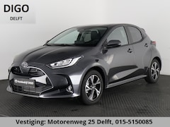 Toyota Yaris - 1.5 Hybrid Dynamic Luxury GARANTIE TOT 2035 . STOEL & STUUR VERWARMING. DODEHOEK DETECTIE.