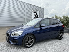 BMW 2-serie Active Tourer - Panodak|LED|Camera|Media Blauw 220i