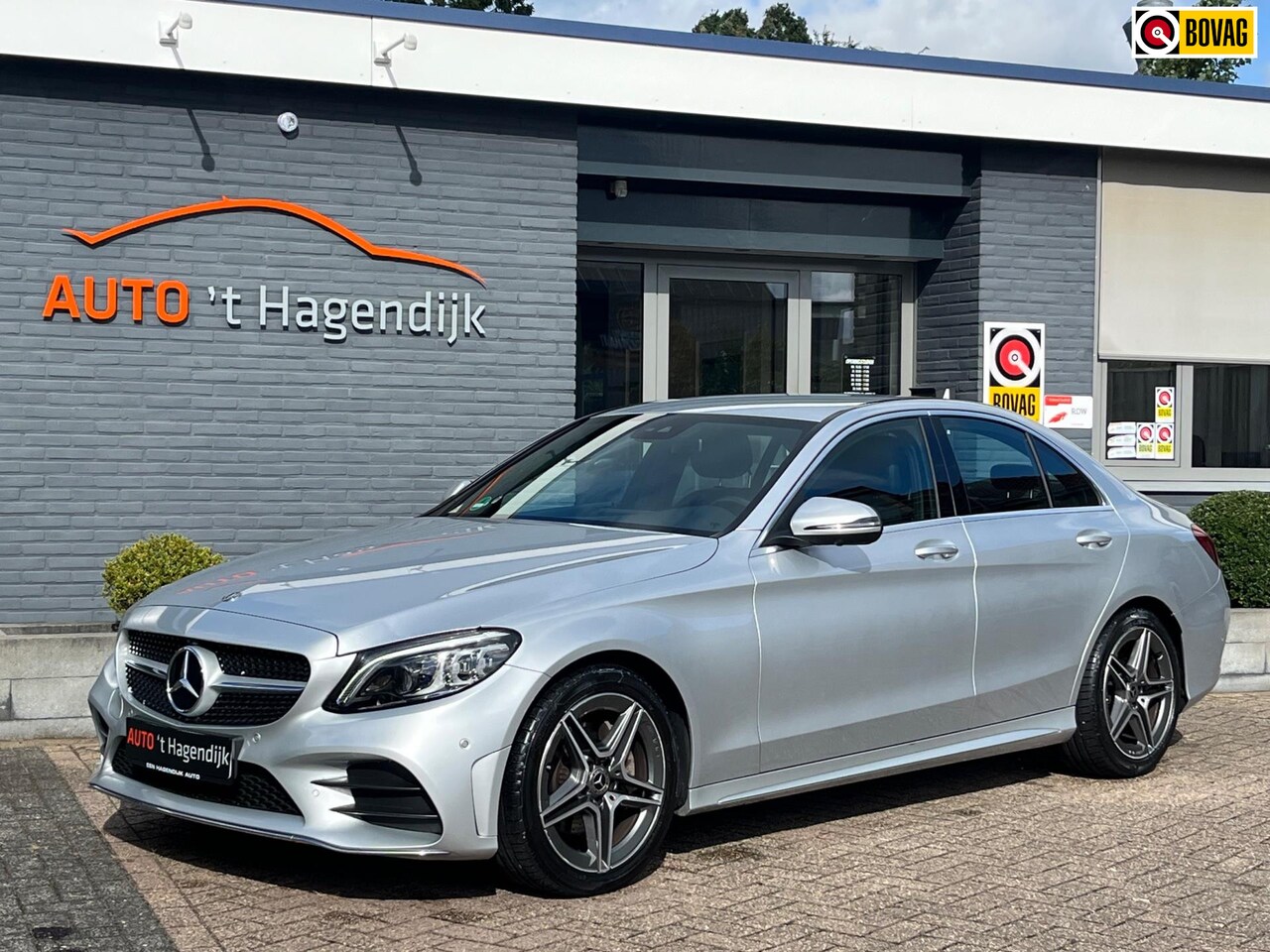 Mercedes-Benz C-klasse - 180 AMG Premium Plus Pack trekh NAP NL-auto C180 - AutoWereld.nl