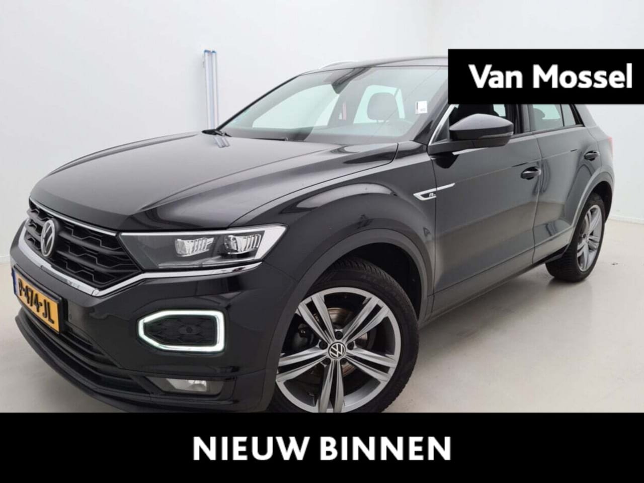 Volkswagen T-Roc - 1.5 TSI Sport | Parkeercamera | Climatronic (Automatische Airco) | Digital Cockpit | Adapt - AutoWereld.nl